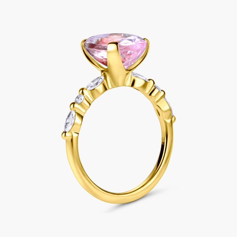 Moonlight morganite