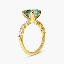 Moonlight prasiolite