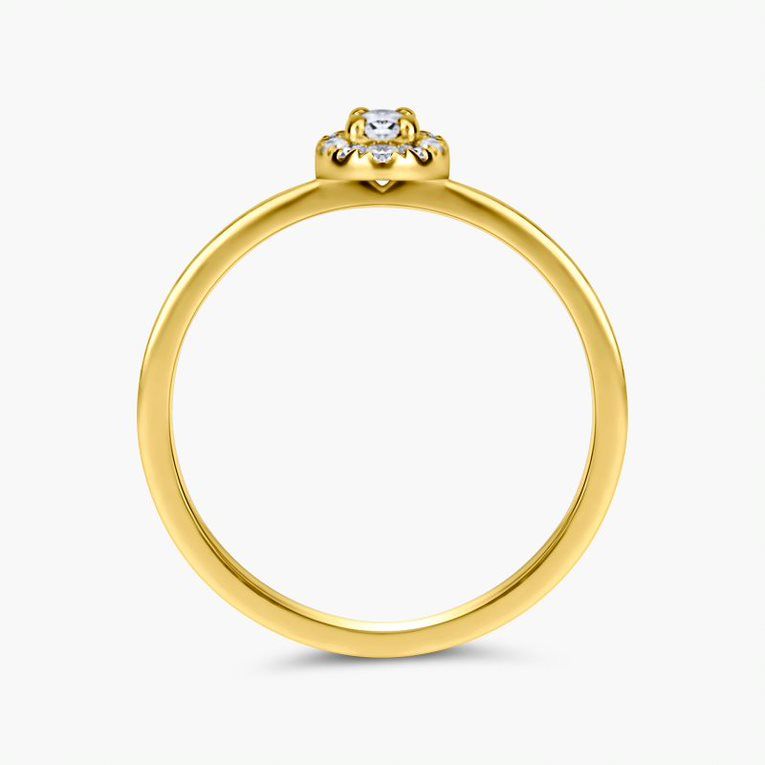 Pretty oval halo