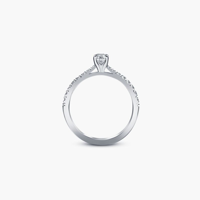 Romance oval sparkle