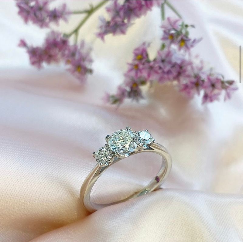 1x0,70ct+2x0,15ct = 1,00ct